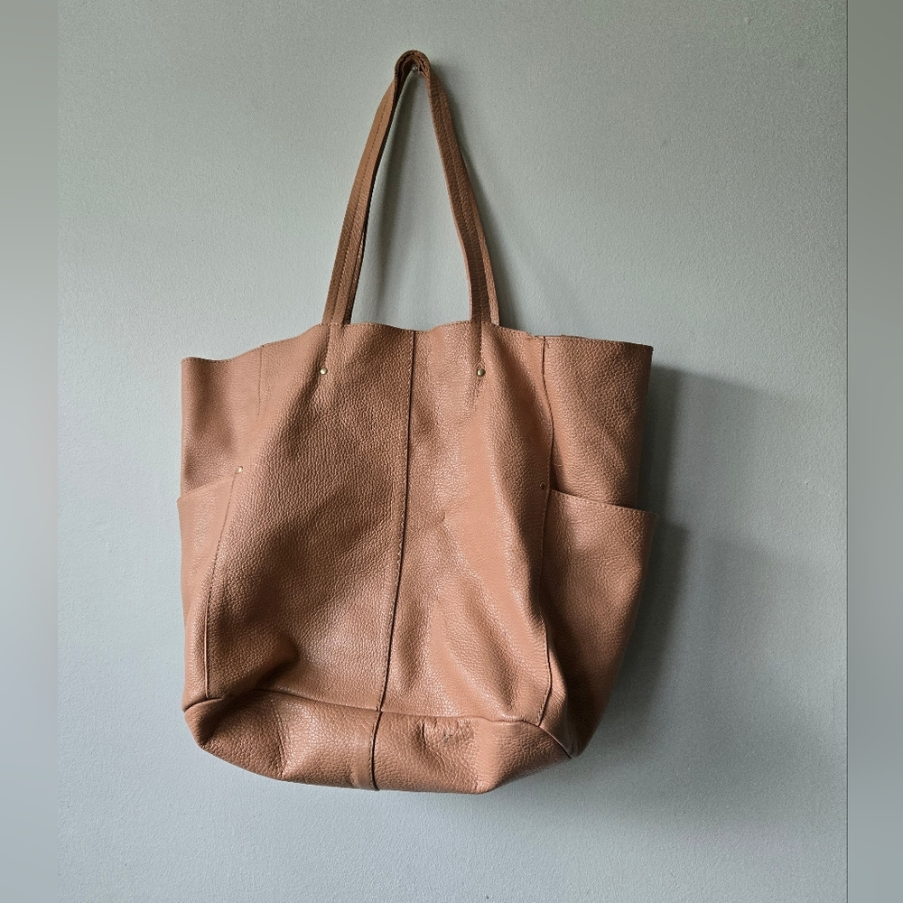 American Eagle Outfitters Blush Leather Tote